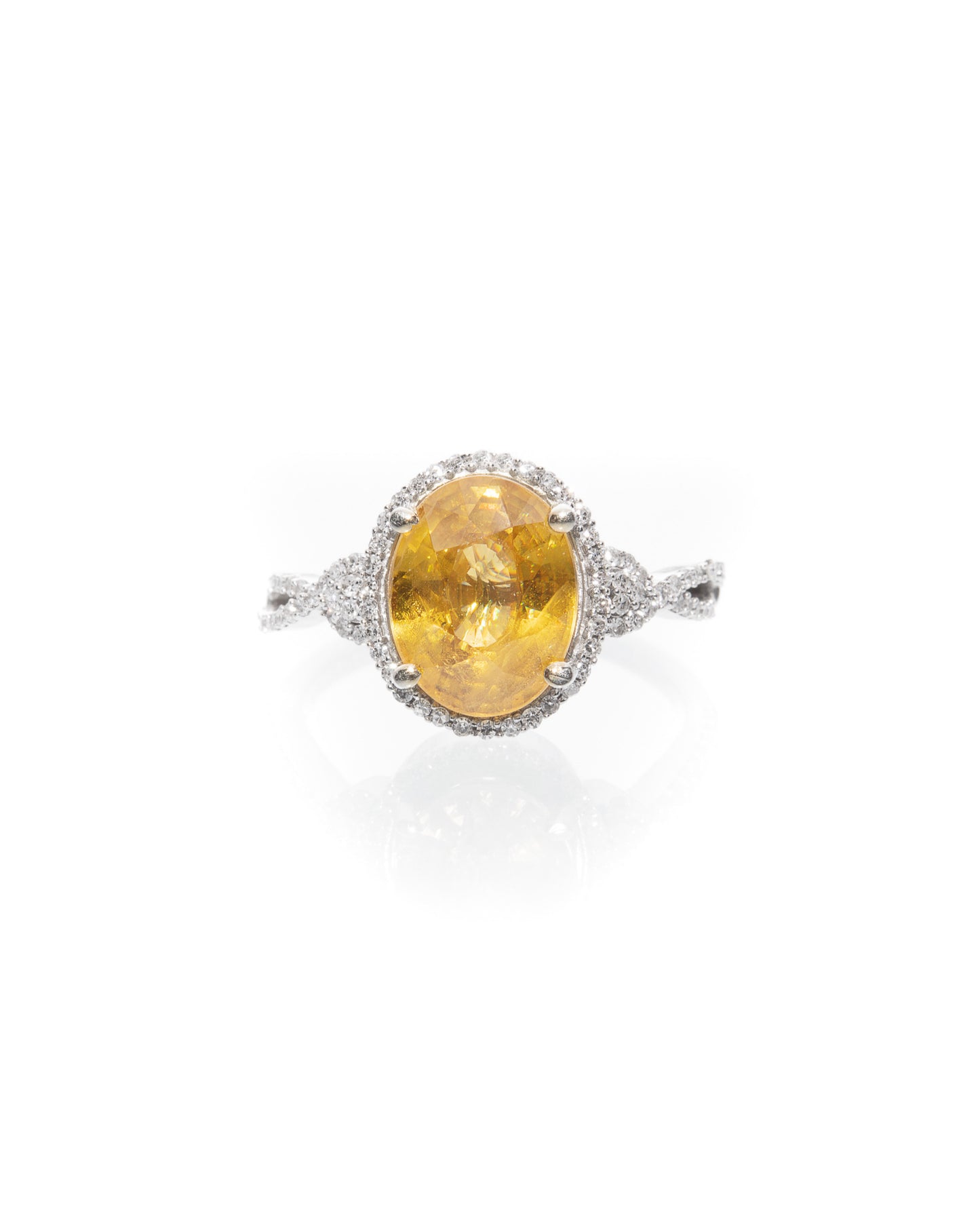 TRIO OF COLOURED GEMSTONES, DIAMONDS & YELLOW GOLD RINGS