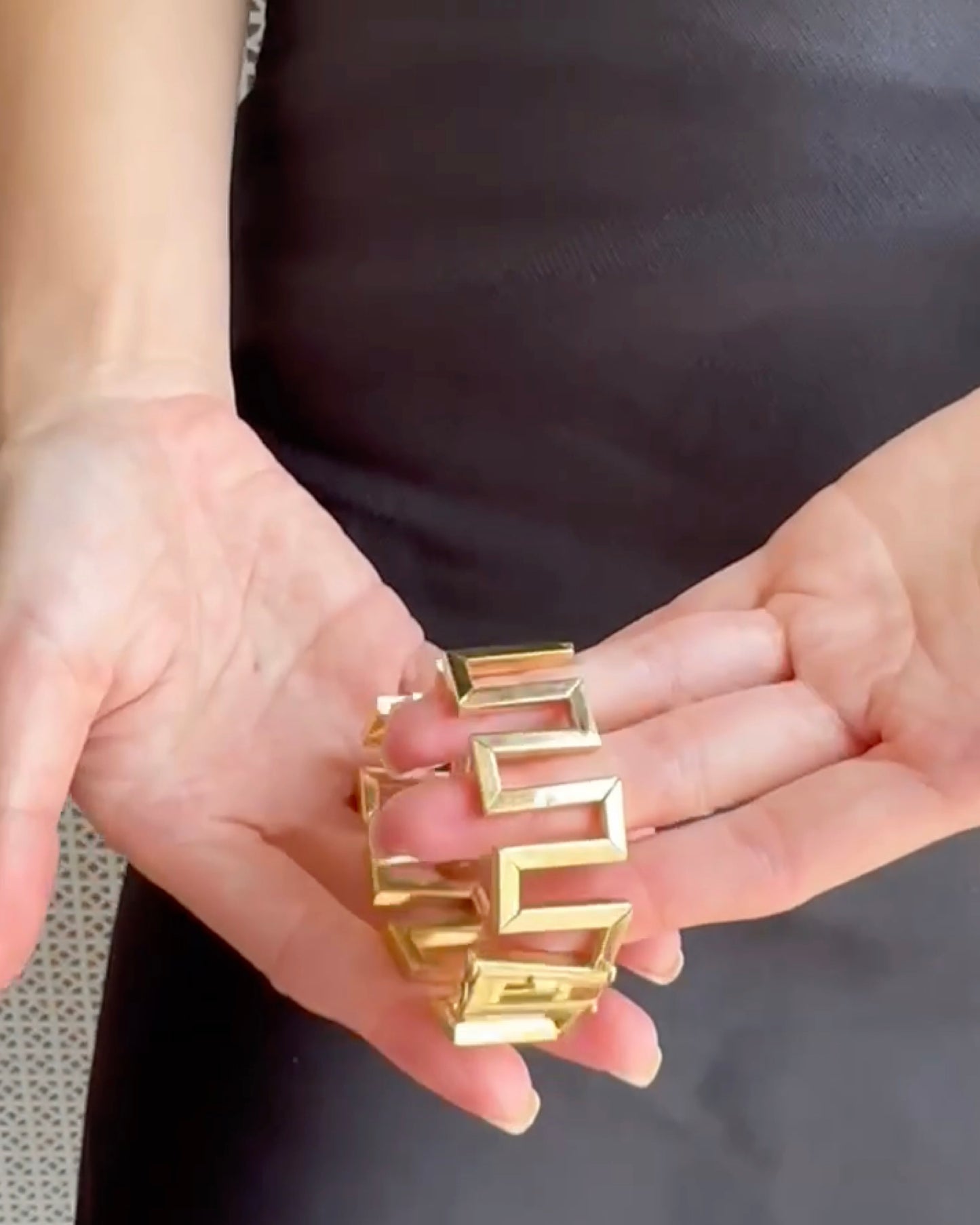 TIFFANY & CO. YELLOW GOLD MEANDER BRACELET, 1960s