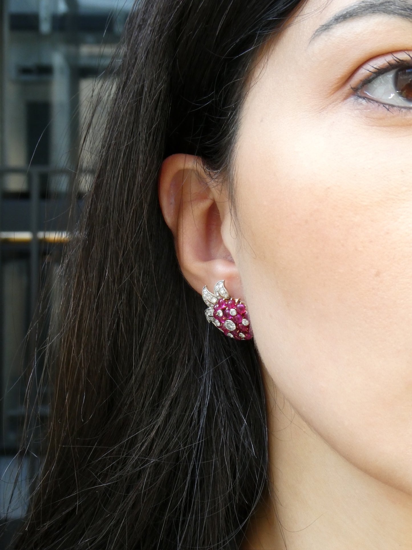 BURMA RUBY, DIAMOND & PLATINUM EARRINGS, 1950s