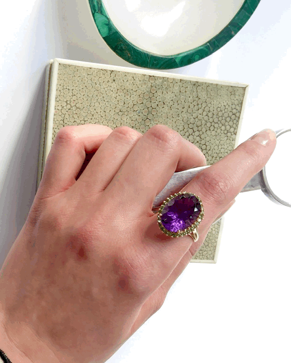 AMETHYST, TSAVORITE & YELLOW GOLD RING, 1950s