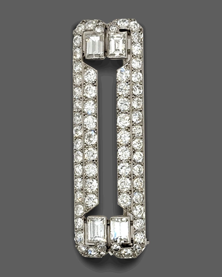 CARTIER PARIS DIAMOND & PLATINUM BROOCH, 1930s