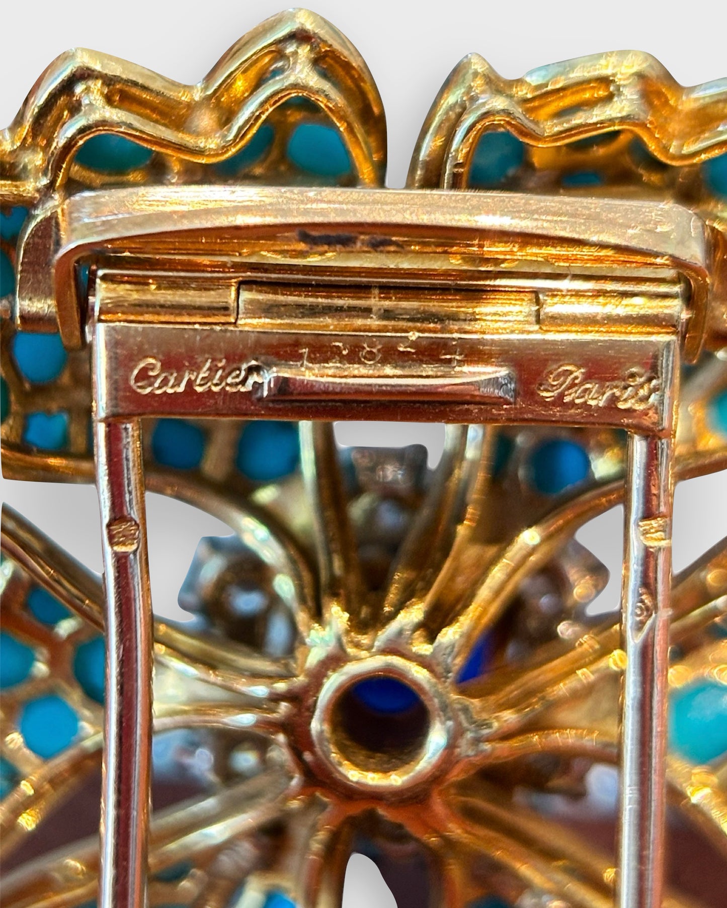 CARTIER PARIS TURQUOISE, SAPPHIRE, DIAMONDS & YELLOW GOLD FLORAL BROOCH, 1960s