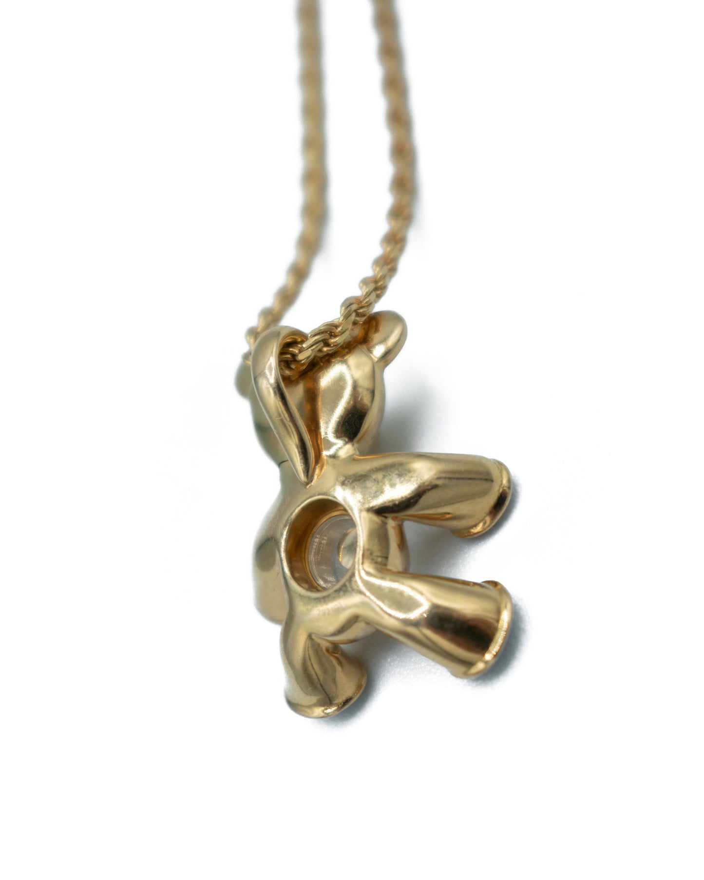 CHOPARD ‘HAPPY DIAMONDS' DIAMOND & YELLOW GOLD BEAR PENDANT NECKLACE