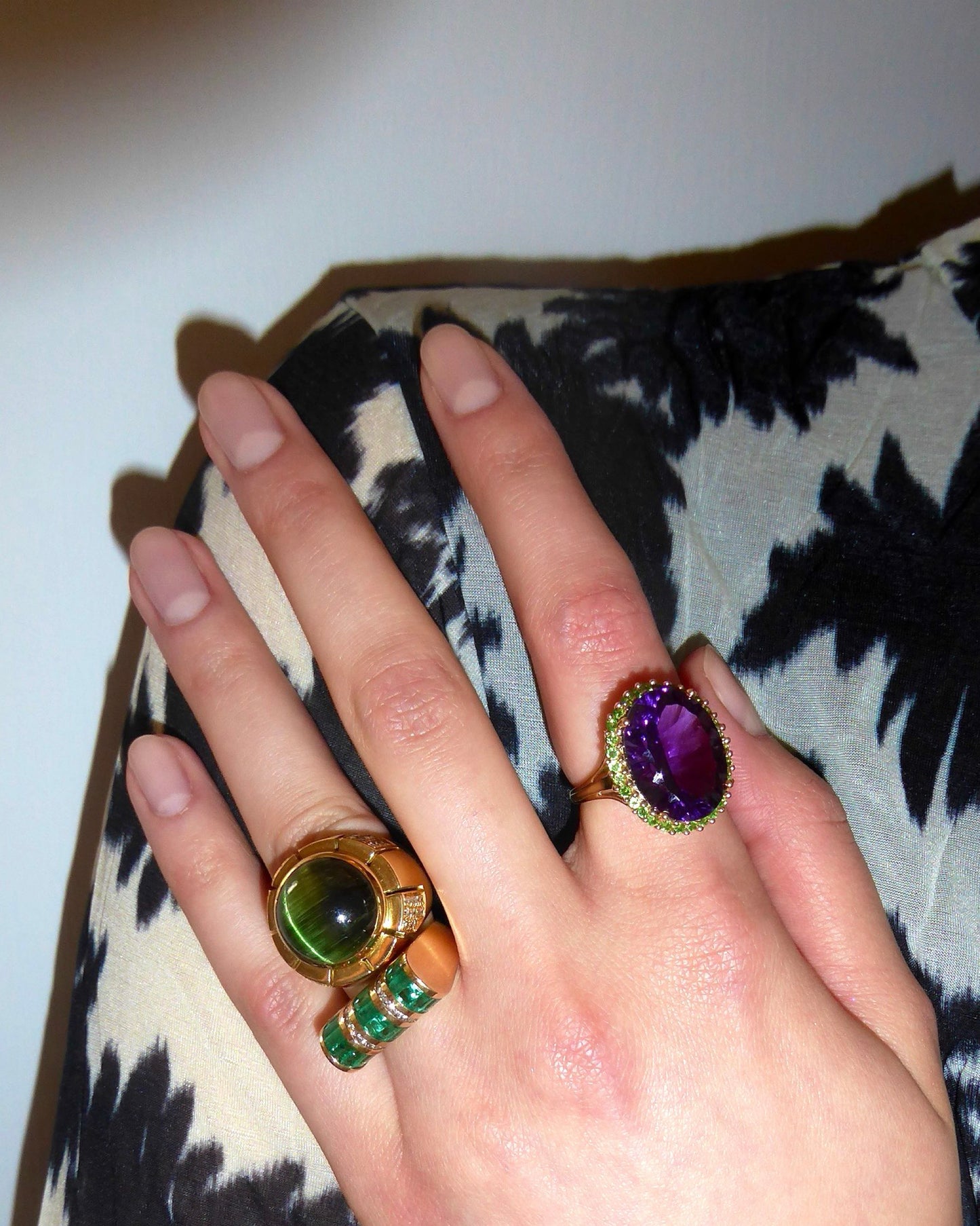 AMETHYST, TSAVORITE & YELLOW GOLD RING, 1950s