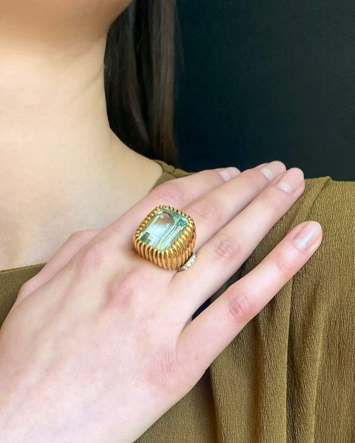 AQUAMARINE, DIAMOND, YELLOW & WHITE GOLD RING, 1950s
