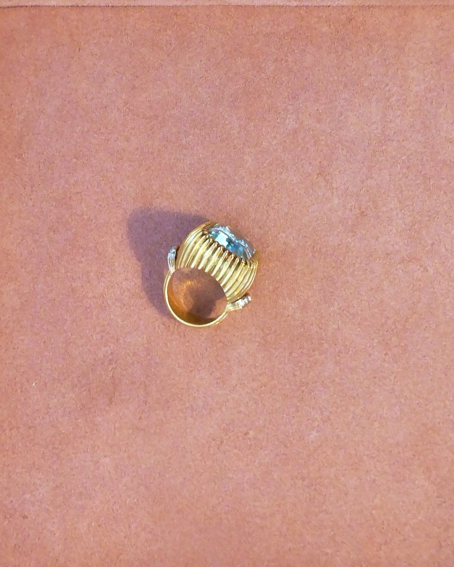 AQUAMARINE, DIAMOND, YELLOW & WHITE GOLD RING, 1950s