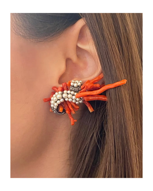 RENÉ BOIVIN DIAMOND, CORAL, PEARL & GOLD EARCLIPS, 1965