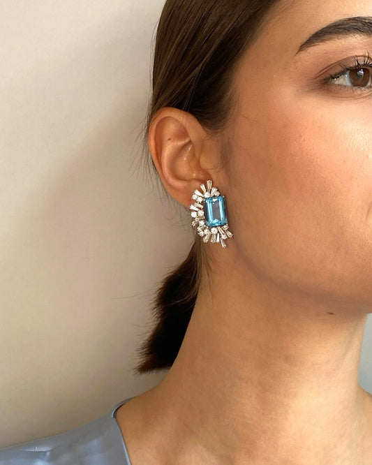 SANTA MARIA AQUAMARINE, DIAMOND & PLATINUM EARCLIPS, 1950s