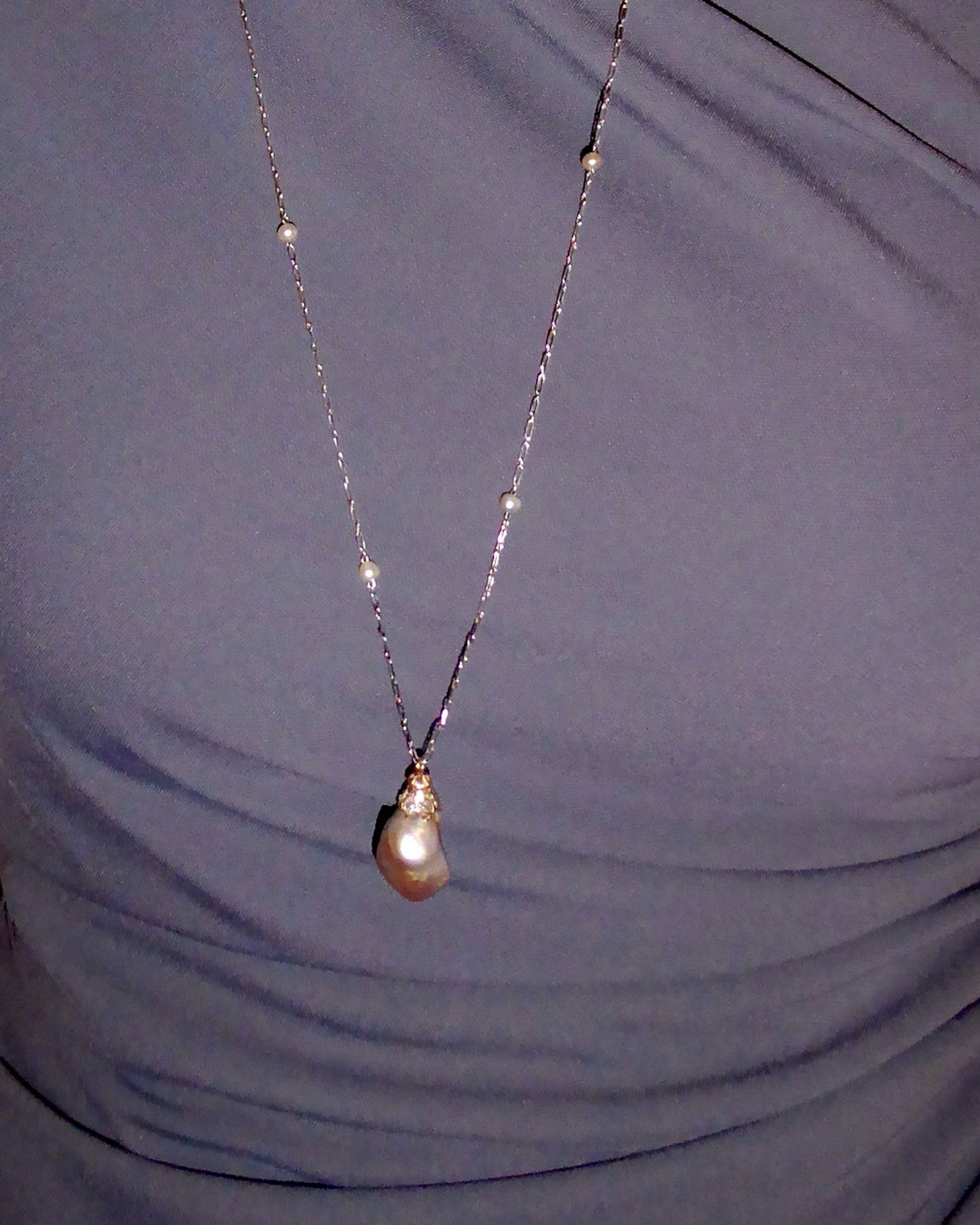 PEARL, DIAMONDS, YELLOW GOLD & PLATINUM PENDANT NECKLACE, 1890s
