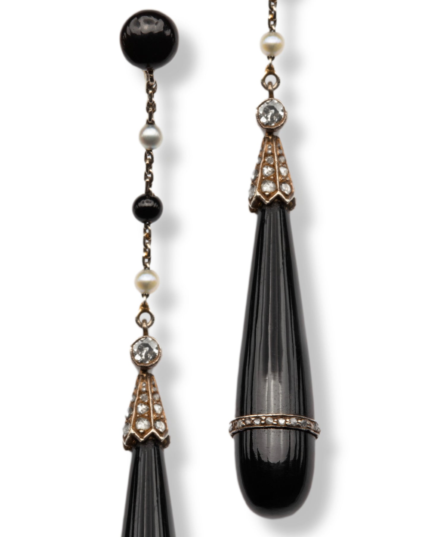 DIAMOND, ONYX & WHITE GOLD EARRINGS, 1920s