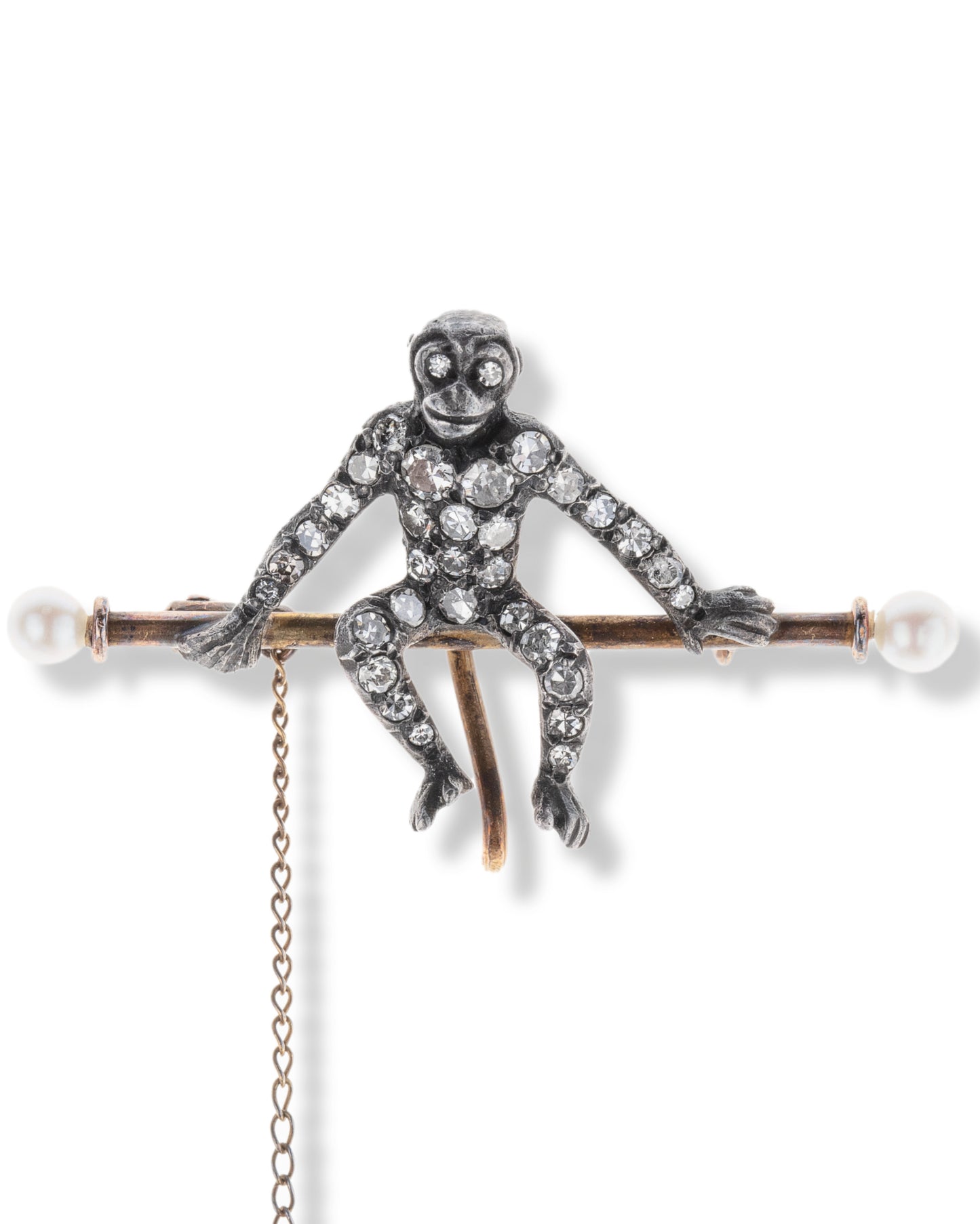 DIAMONDS, PEARLS, SILVER & YELLOW GOLD BROOCH, 1900s