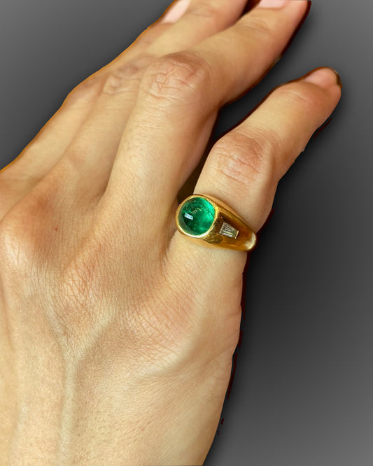 BVLGARI COLOMBIAN EMERALD, DIAMONDS & YELLOW GOLD RING