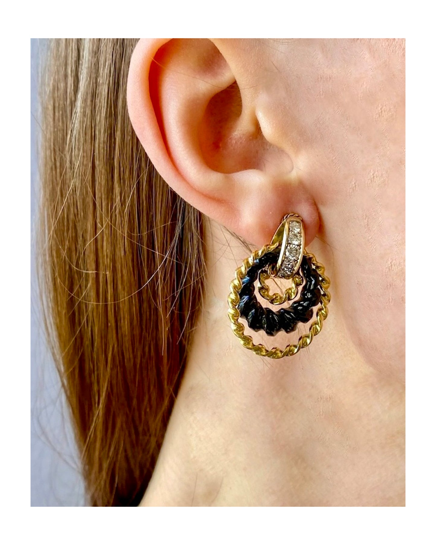 FRED PARIS YELLOW GOLD, DIAMOND & ONYX HOOP EARRINGS, 1980s