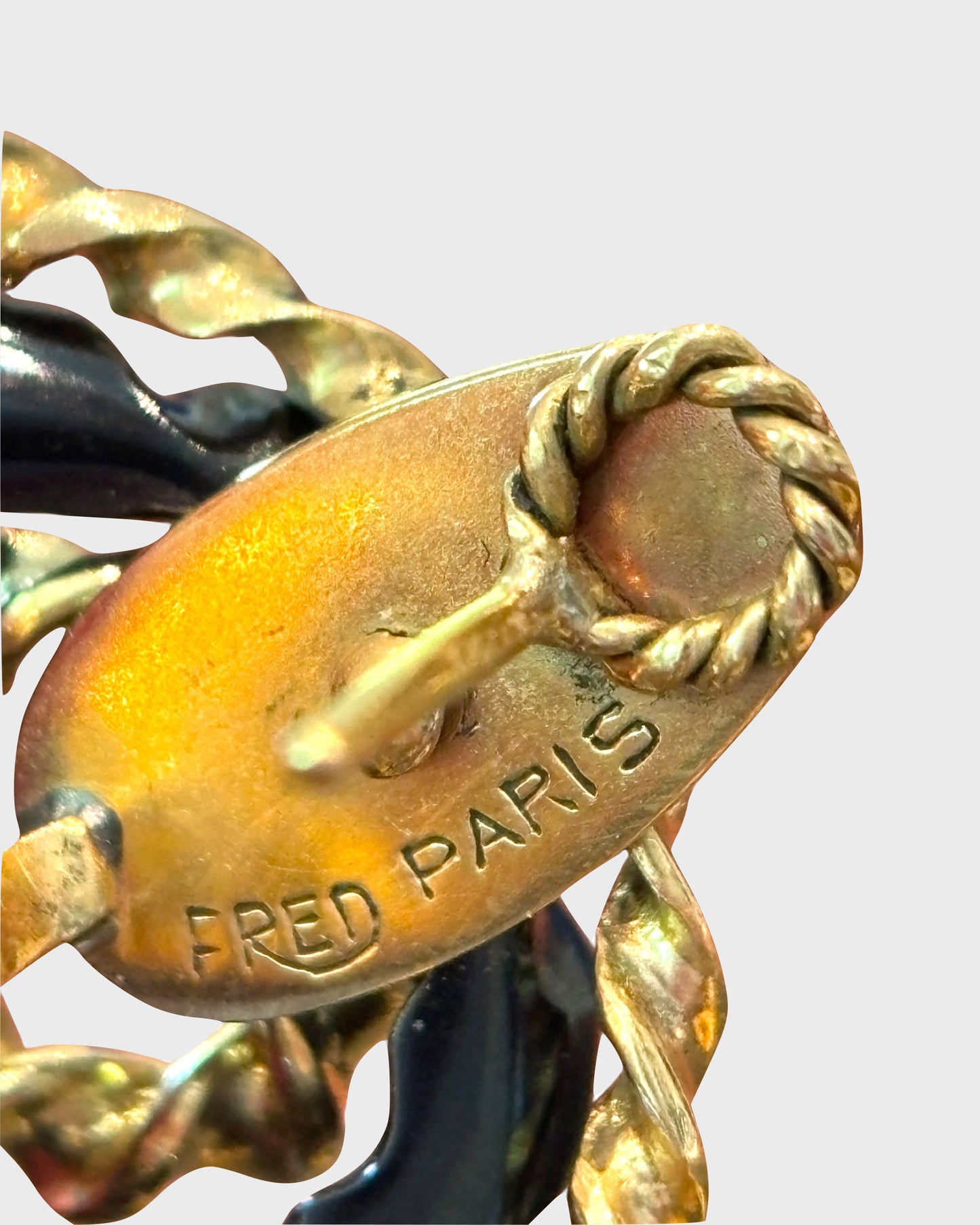 FRED PARIS YELLOW GOLD, DIAMOND & ONYX HOOP EARRINGS, 1980s