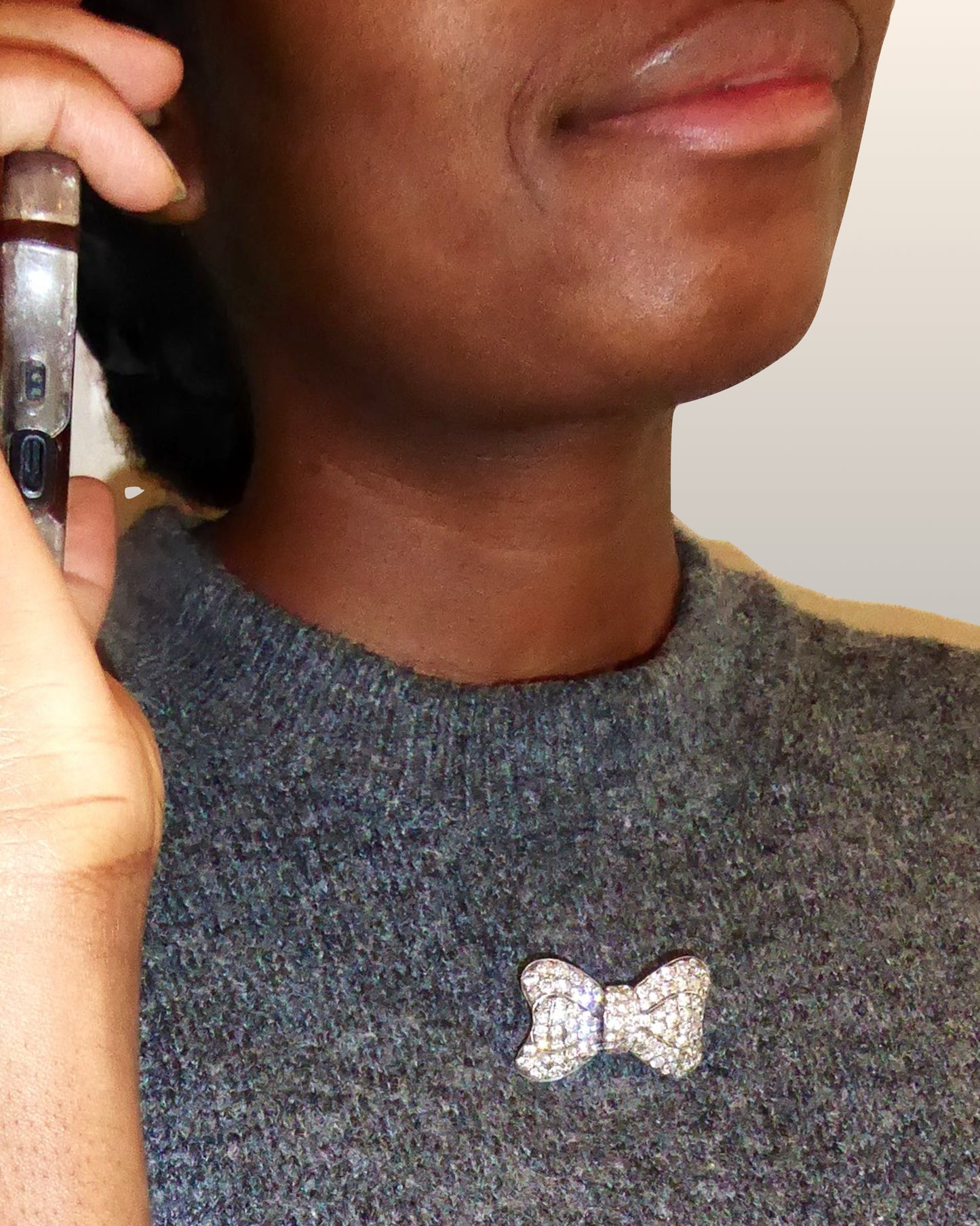 DIAMOND BOW BROOCH, 1930s