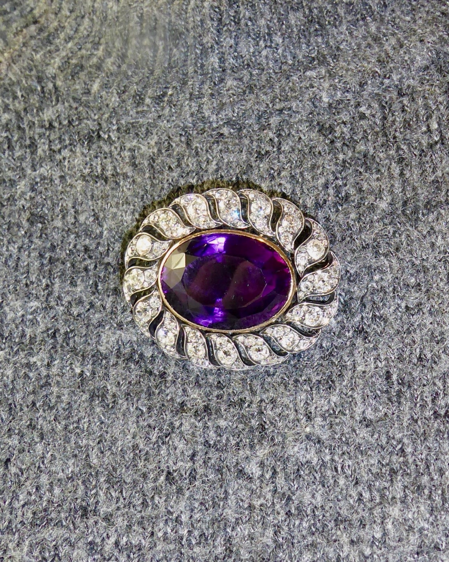 AMETHYST, DIAMOND, SILVER & GOLD BROOCH, 1850s