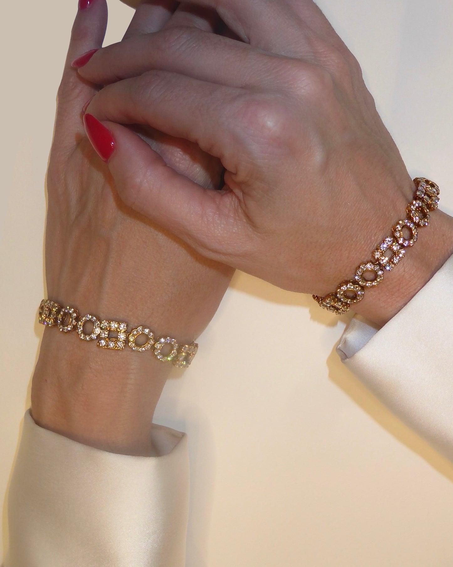 BOUCHERON DIAMOND & YELLOW GOLD CONVERTIBLE BRACELETS & NECKLACE, 1980