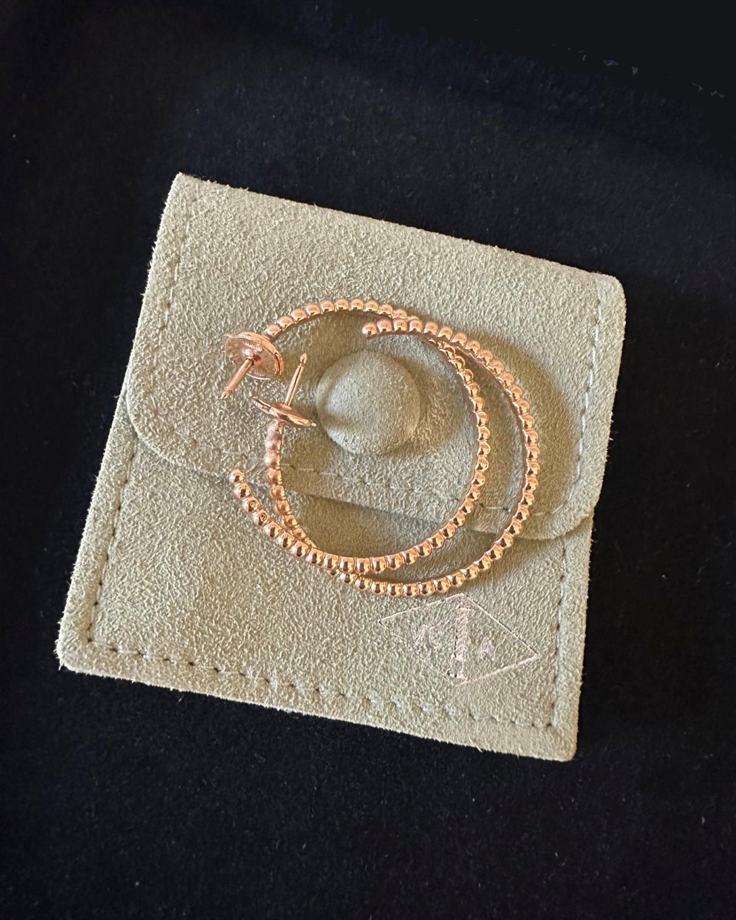 VAN CLEEF & ARPELS 'PERLÉE' YELLOW GOLD HOOP EARRINGS, 21st CENTURY