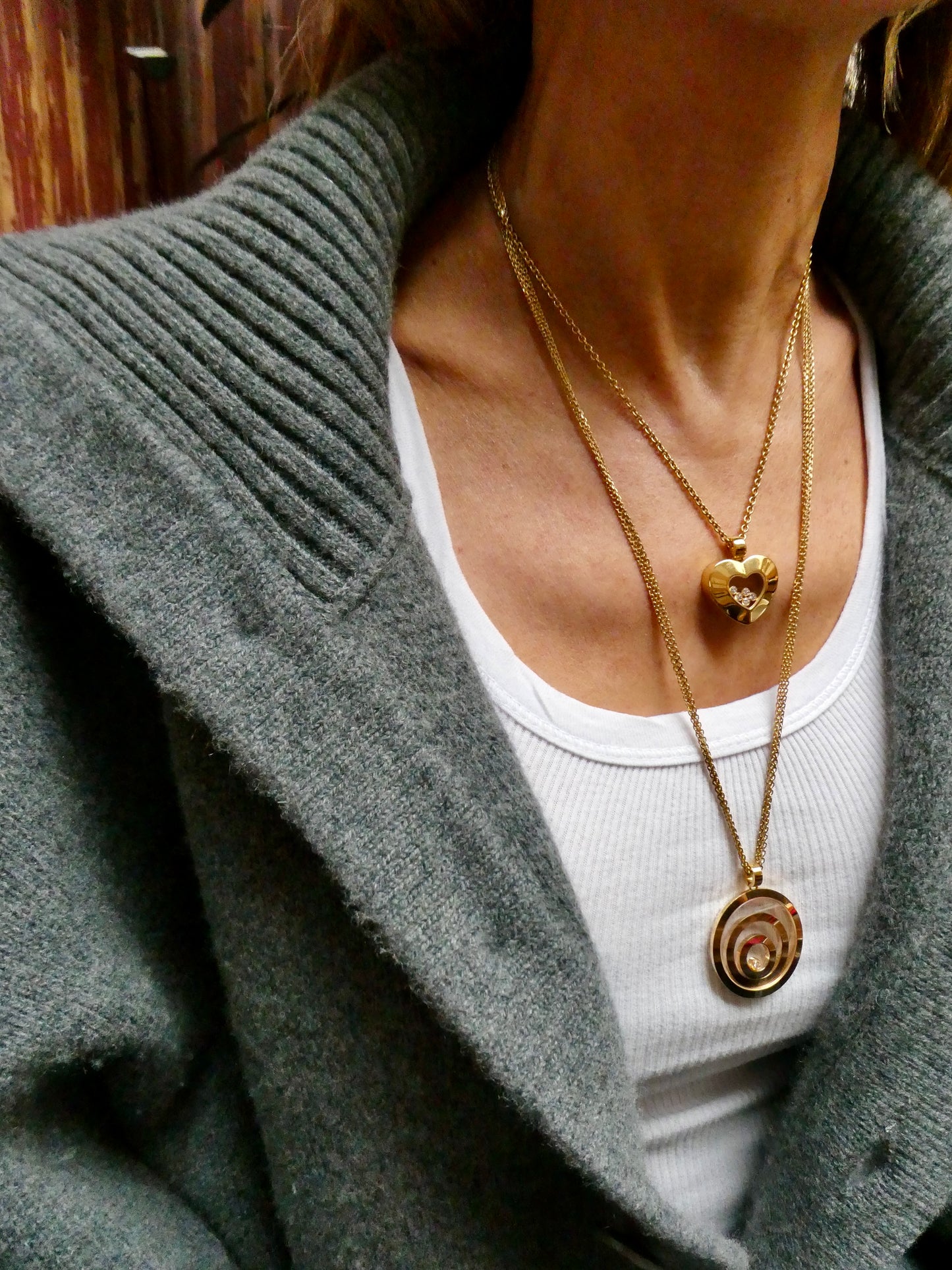 CHOPARD 'FLOATING DIAMONDS' YELLOW GOLD HEART PENDANT NECKLACE, 2010s