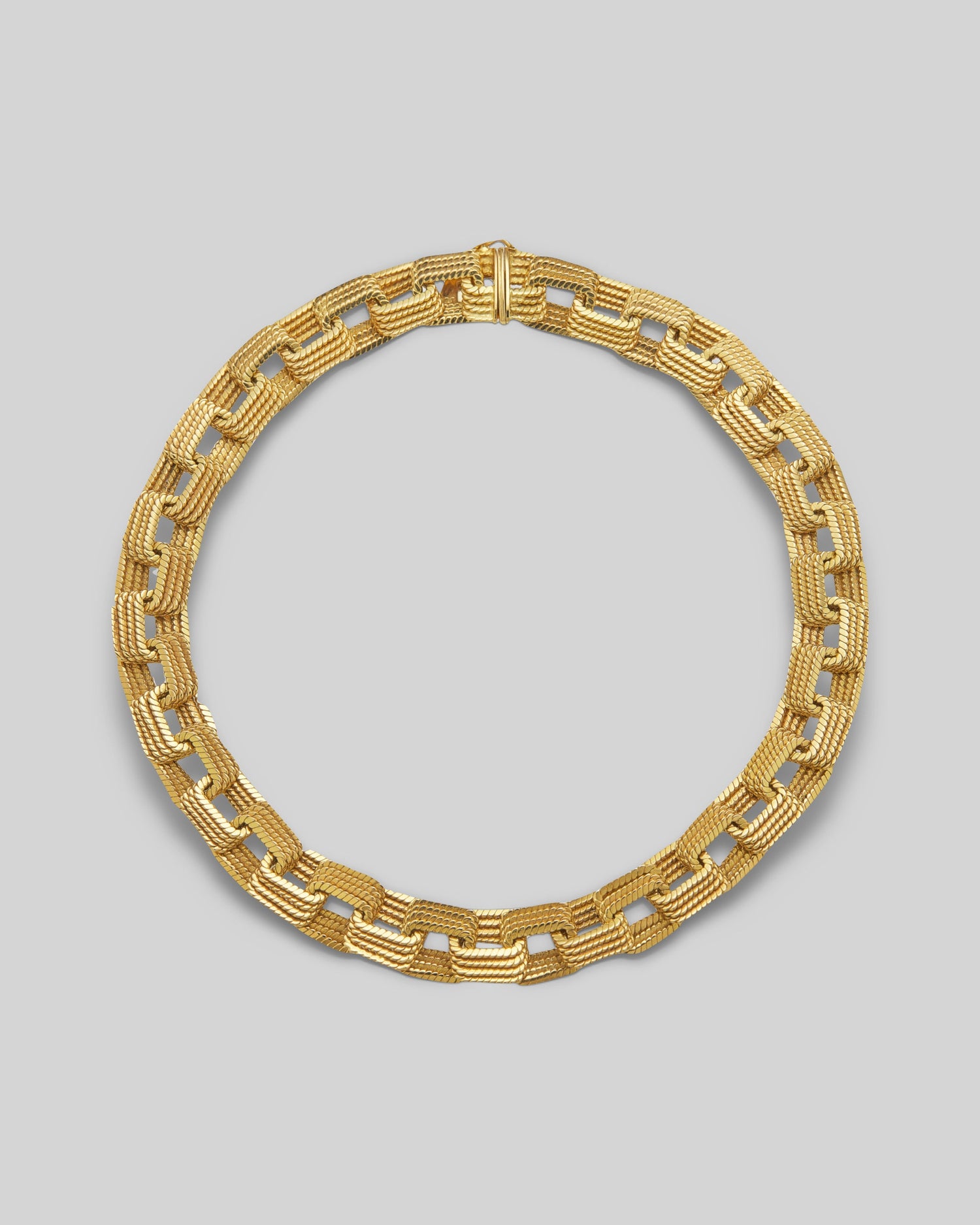 CHAINS