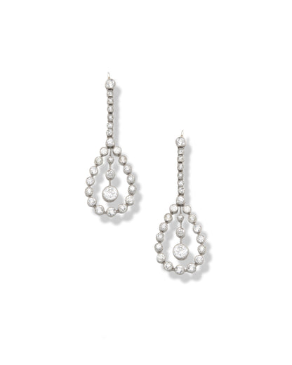 BELLE ÉPOQUE DIAMONDS, WHITE GOLD & PLATINUM DROP EARRINGS, 1910s