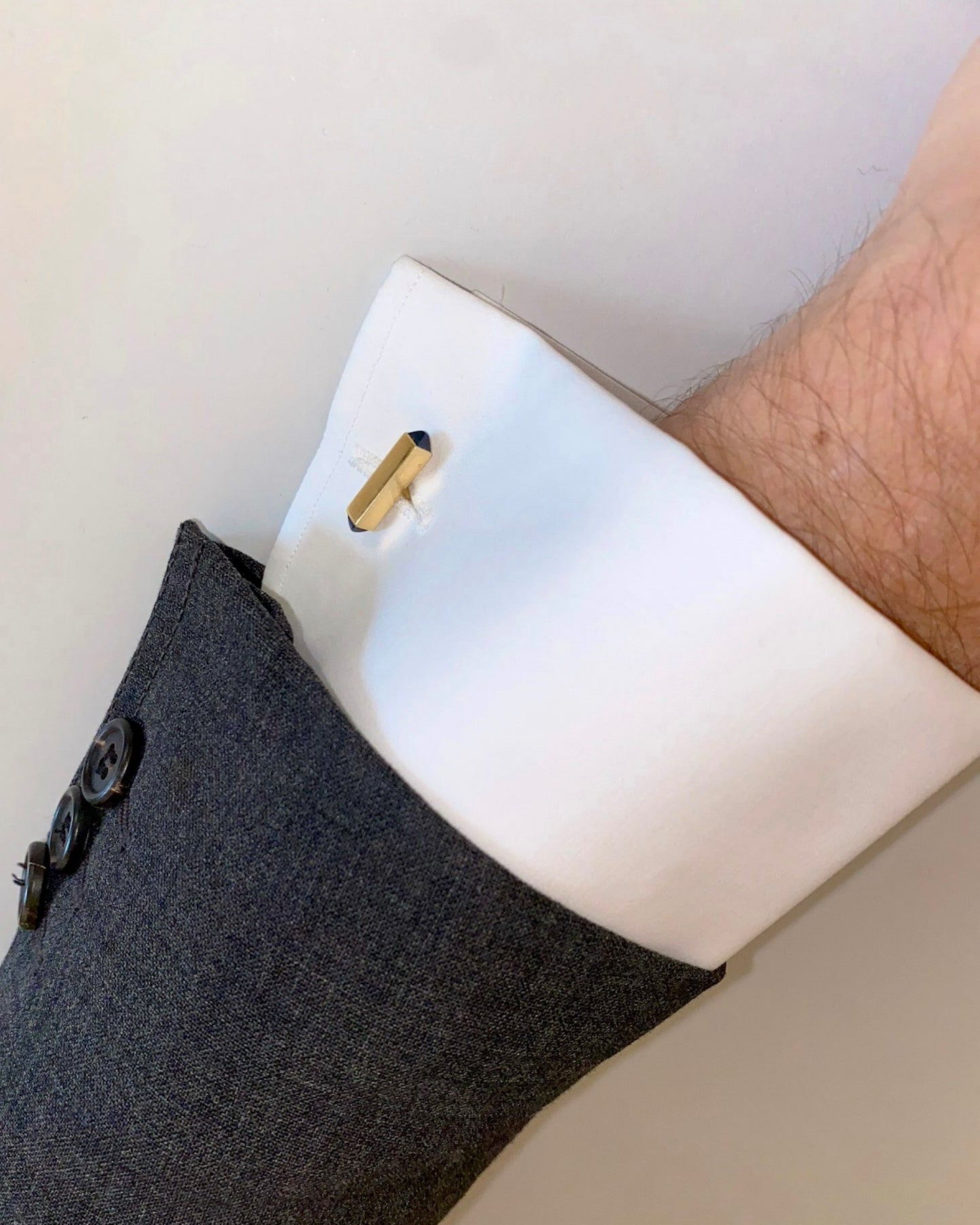 CARTIER ART DÉCO SAPPHIRE & GOLD CUFFLINKS
