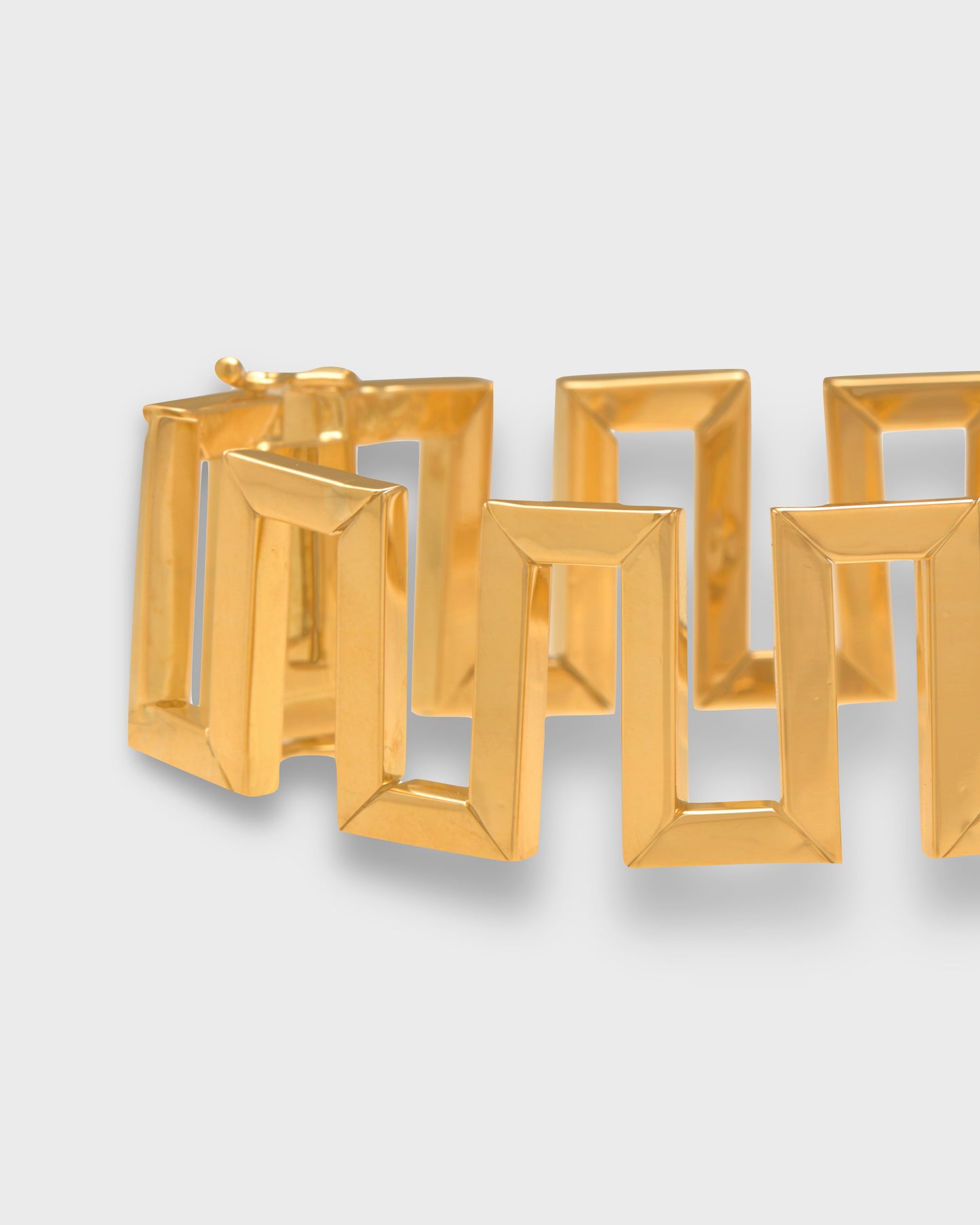 TIFFANY & CO. YELLOW GOLD MEANDER BRACELET, 1960s