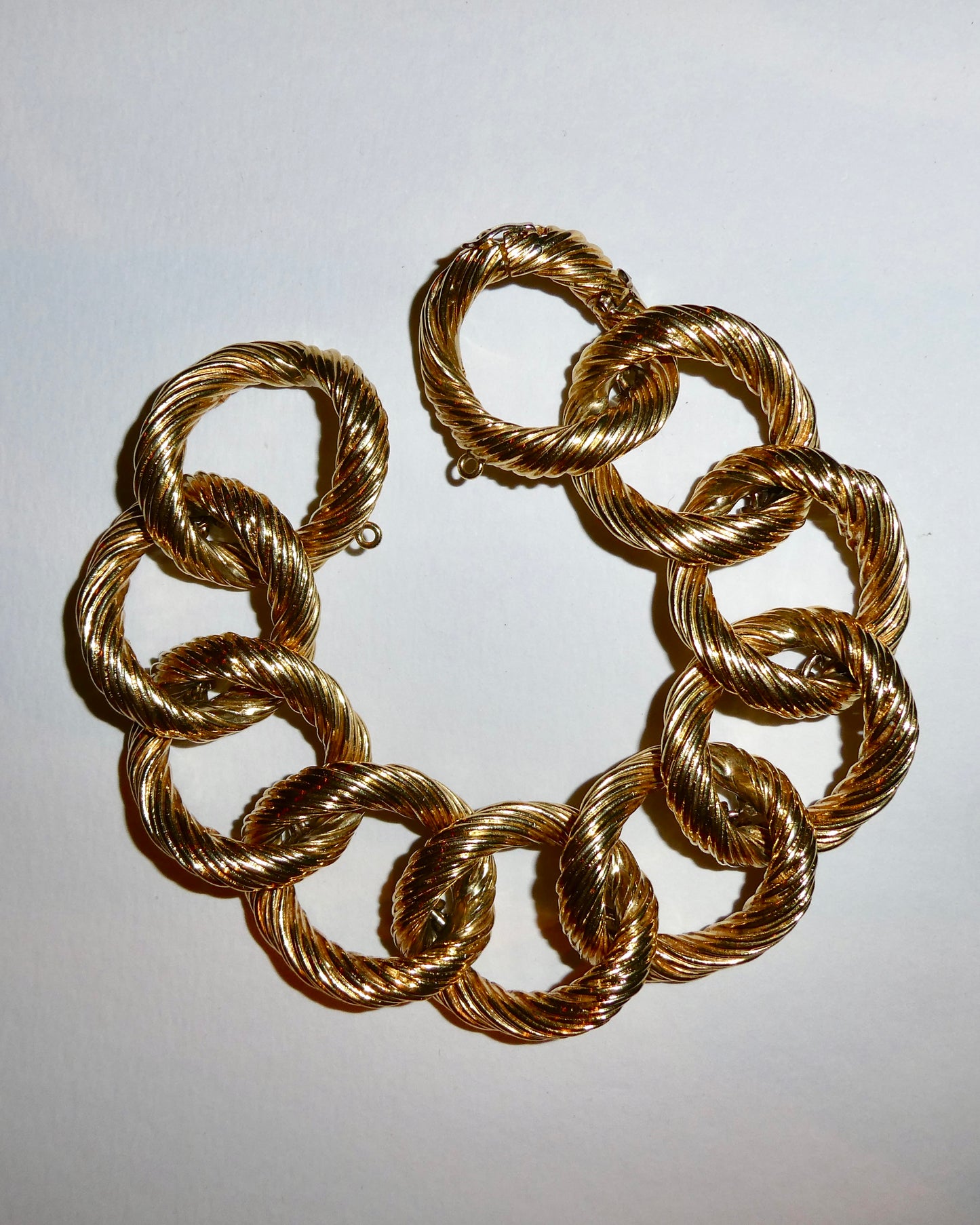 KUTSCHINSKY YELLOW GOLD LINKS BRACELET, 1960s