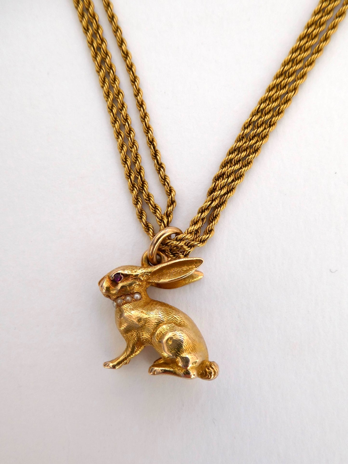 GOLD, PEARL & AMETHYST RABBIT PENDANT NECKLACE, 1880s