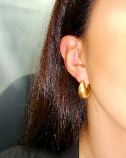 YELLOW GOLD HOOP EARRINGS, 20th CENTURY