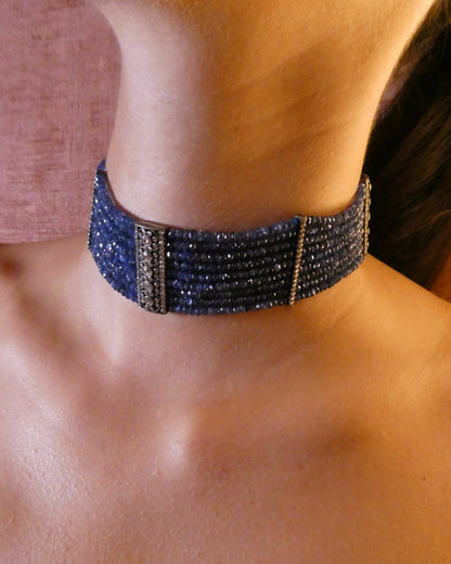 SAPPHIRE, DIAMOND & GOLD CHOKER, c. 1900s