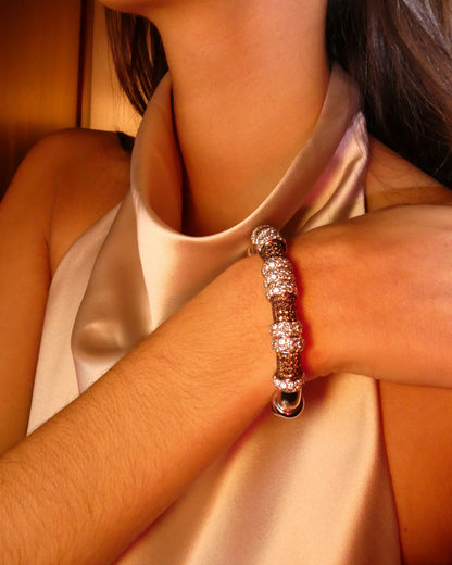 CACCIARI SALVATI CHAMPAGNE & WHITE DIAMONDS ON WHITE GOLD BANGLE, 2000