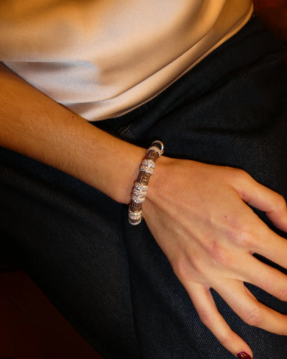 CACCIARI SALVATI CHAMPAGNE & WHITE DIAMONDS ON WHITE GOLD BANGLE, 2000