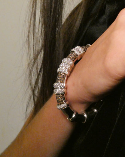 CACCIARI SALVATI CHAMPAGNE & WHITE DIAMONDS ON WHITE GOLD BANGLE, 2000