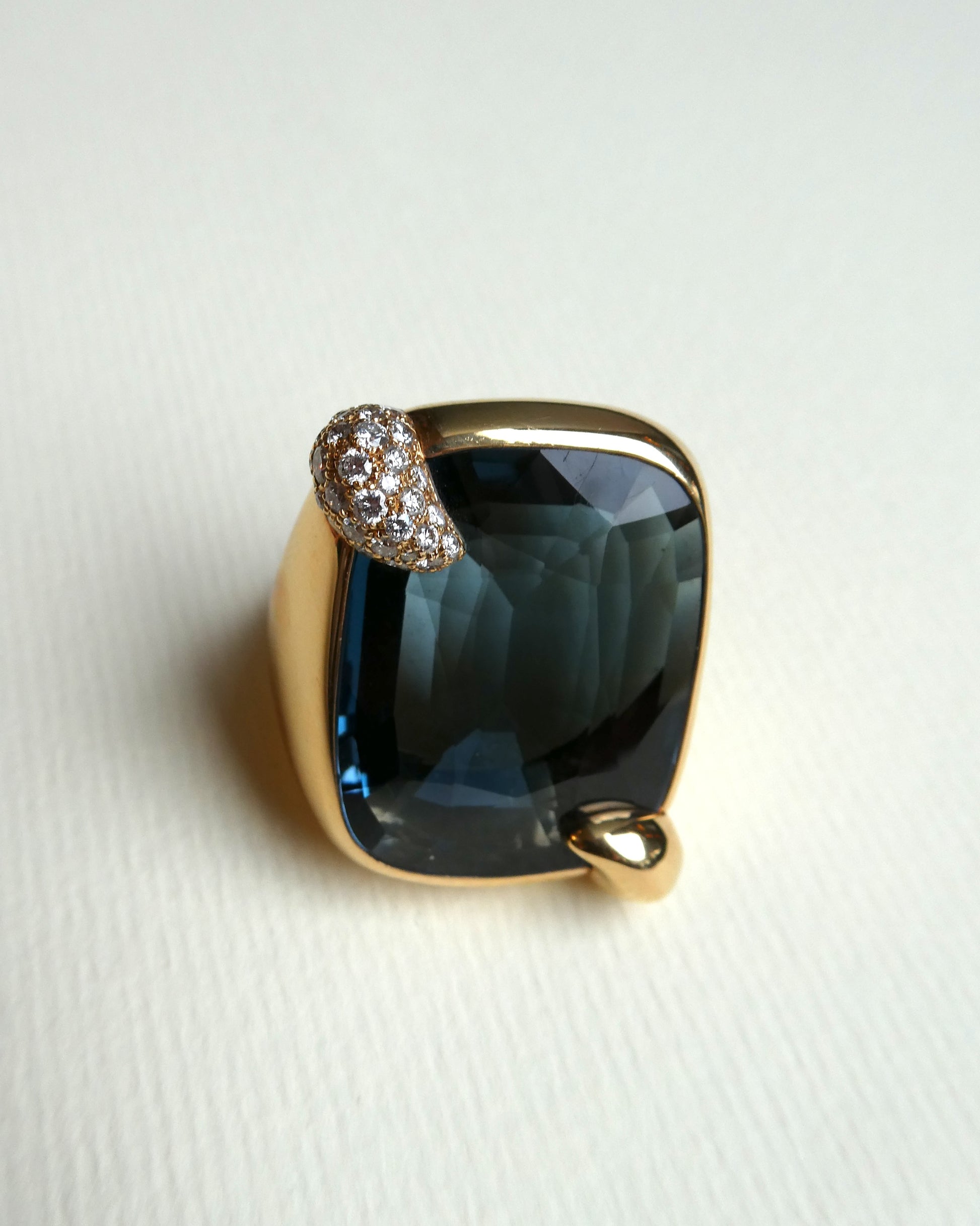 POMELLATO 'RITRATTO' BLUE TOPAZ, DIAMOND & GOLD COCKTAIL RING, 2017