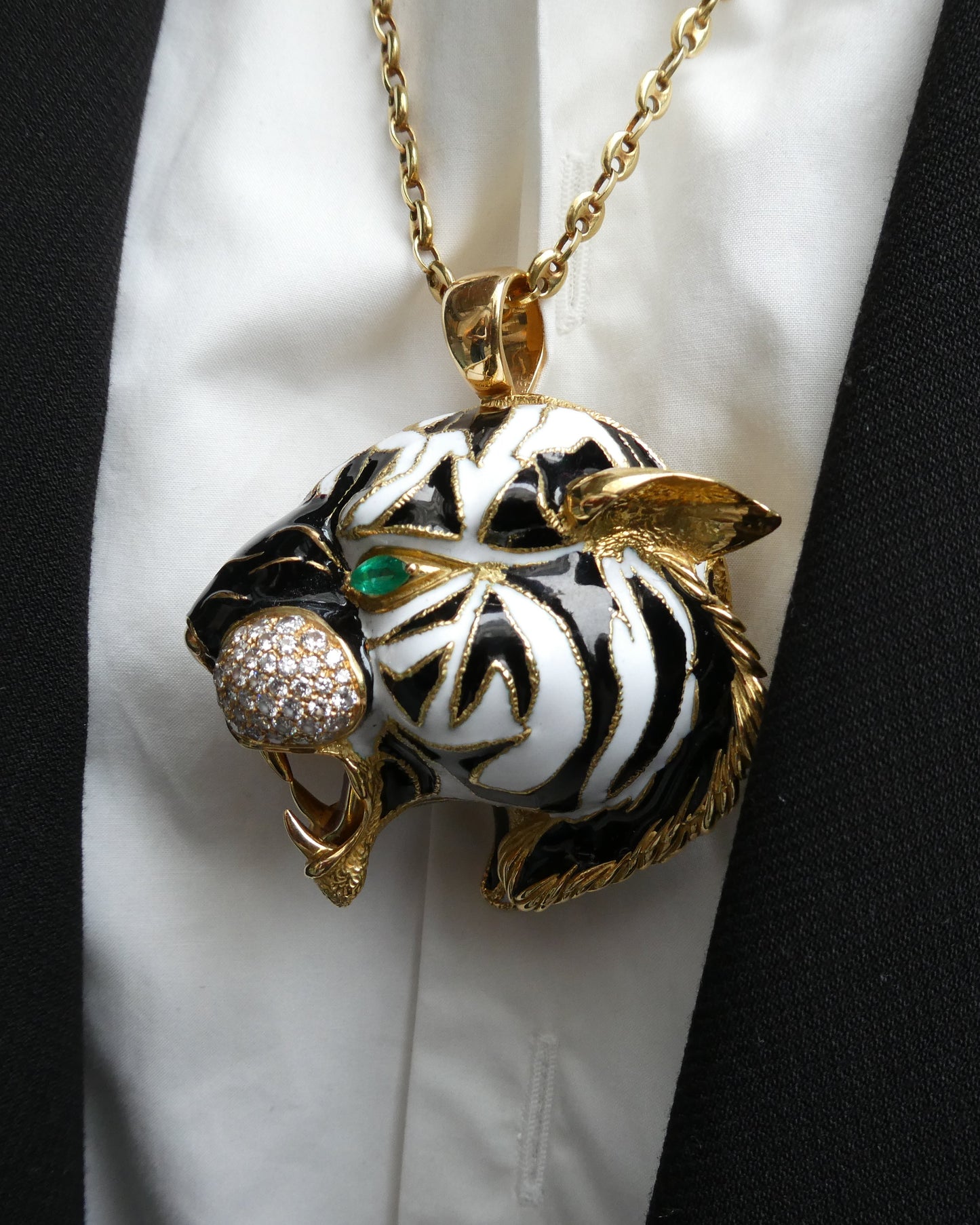 DAVID WEBB DIAMOND, EMERALD & ENAMEL TIGER PENDANT NECKLACE, 1970s