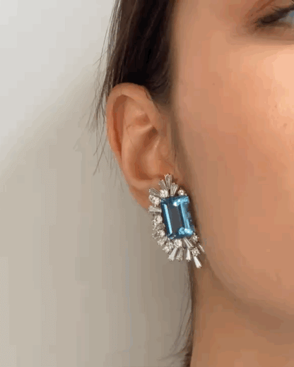 SANTA MARIA AQUAMARINE, DIAMOND & PLATINUM EARCLIPS, 1950s