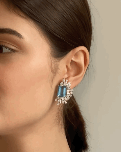 SANTA MARIA AQUAMARINE, DIAMOND & PLATINUM EARCLIPS, 1950s