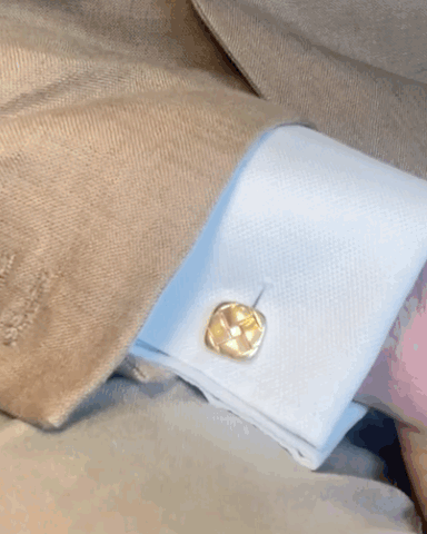 15K YELLOW GOLD WOVEN-BASKET CUFFLINKS, 1880s