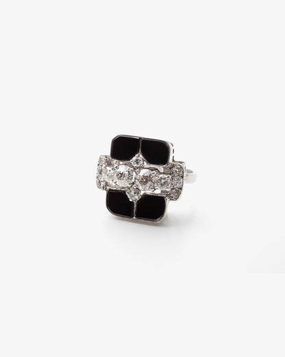 ART DÉCO DIAMONDS, ONYX & PLATINUM RING, 1930s