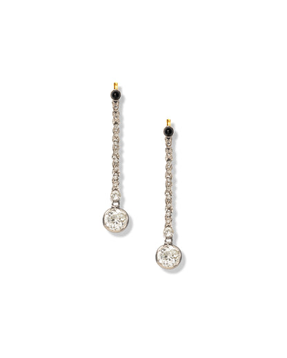 ART DÉCO DIAMOND, ONYX & PLATINUM EARRINGS, 1920
