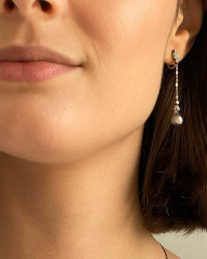 ART DÉCO NATURAL PEARL, DIAMOND, PLATINUM & WHITE GOLD EARRINGS, 1930s