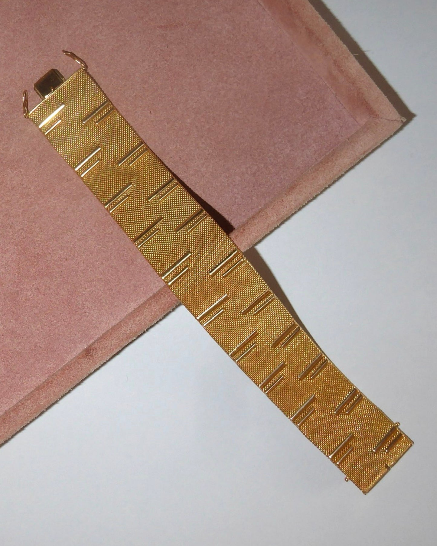 MILANAISE YELLOW GOLD BRACELET, 1960s
