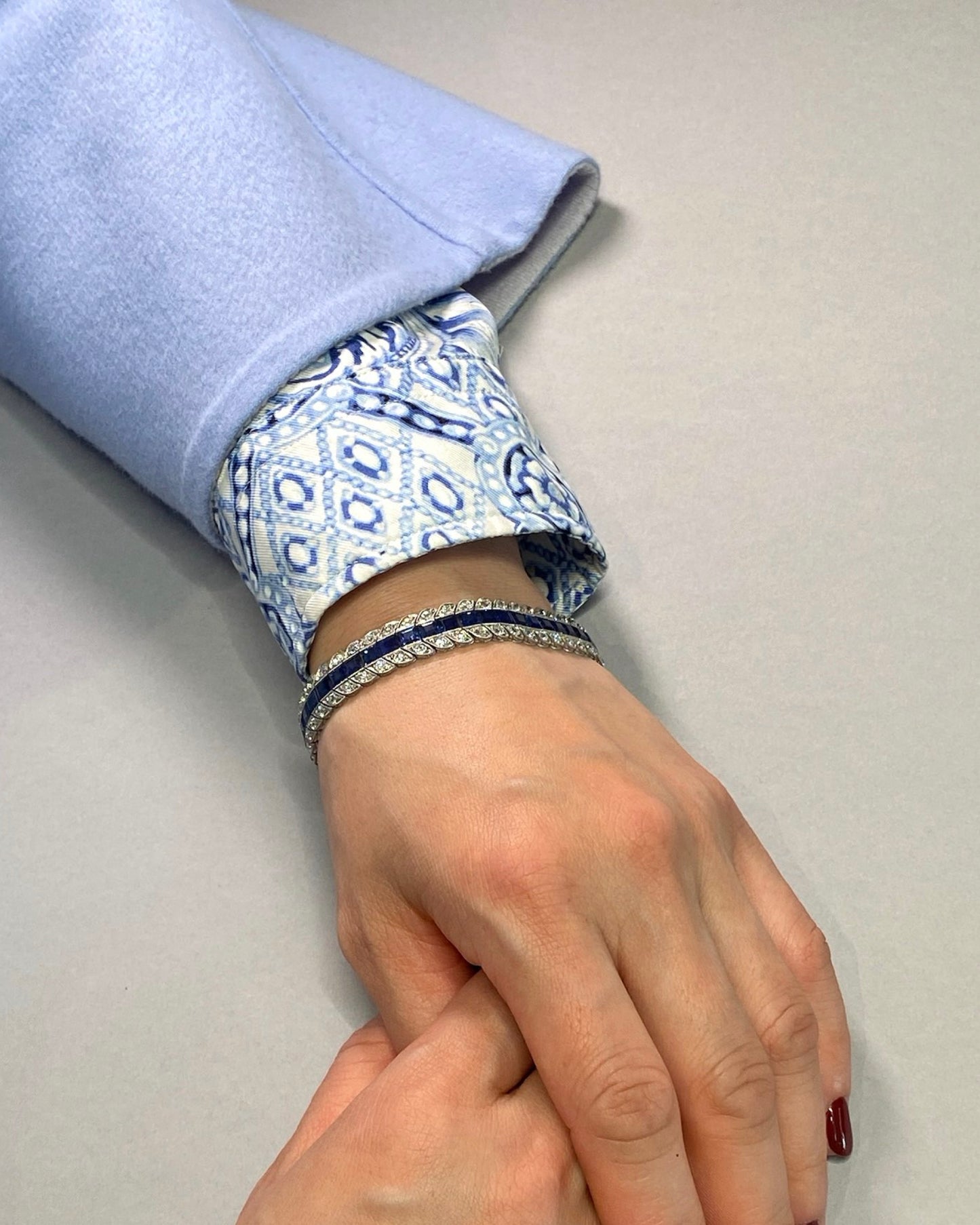 ART DÉCO SAPPHIRE, DIAMOND & PLATINUM LINE BRACELET, 1920s