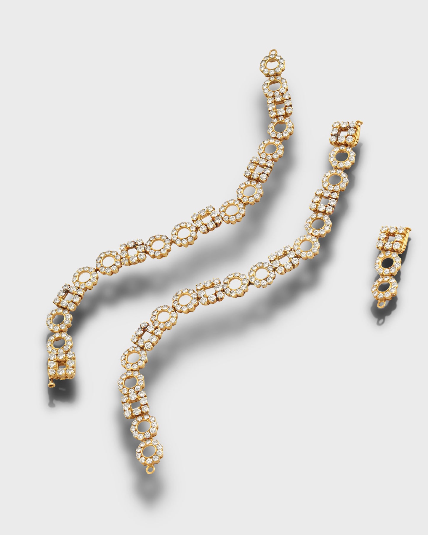 BOUCHERON DIAMOND & YELLOW GOLD CONVERTIBLE BRACELETS & NECKLACE, 1980