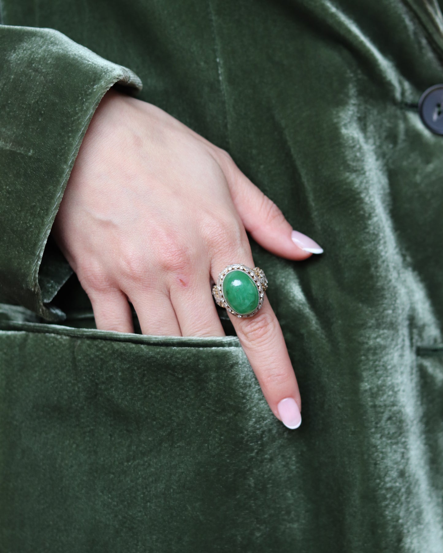 EMERALD, DIAMOND & GOLD COCKTAIL RING, 1950s
