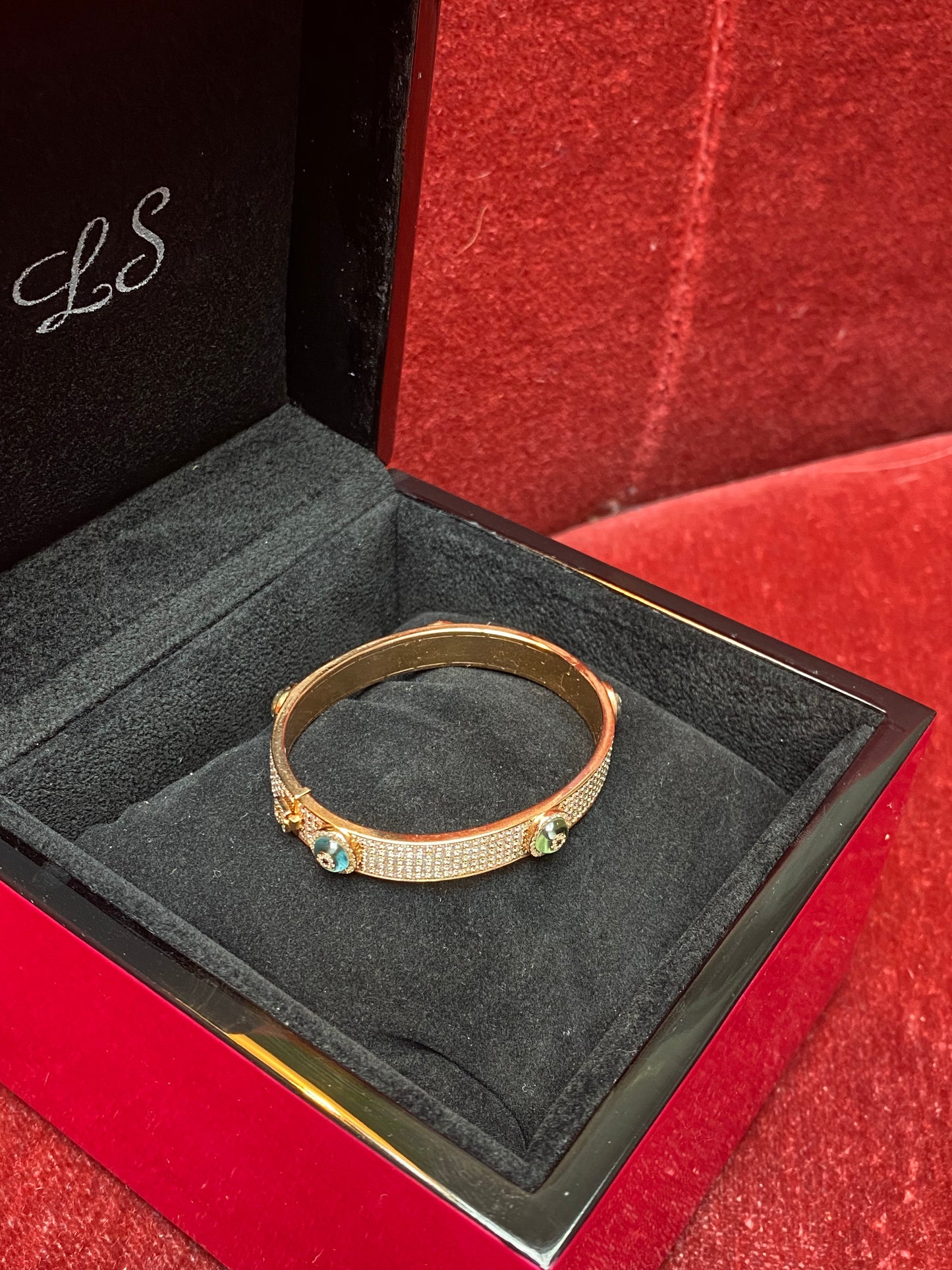 LORRAINE SCHWARTZ 'AGAINST EVIL EYE' TOPAZ, DIAMONDS & ROSE GOLD CUFF, 2020