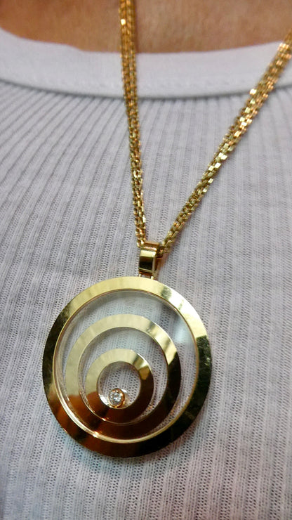 CHOPARD 'HAPPY SPIRIT' YELLOW GOLD & DIAMOND PENDANT NECKLACE, 2010s