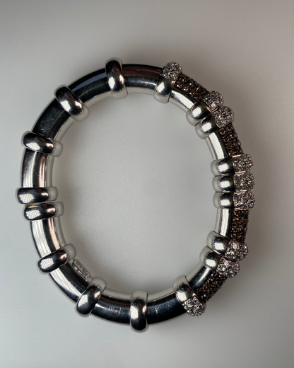 CACCIARI SALVATI CHAMPAGNE & WHITE DIAMONDS ON WHITE GOLD BANGLE, 2000
