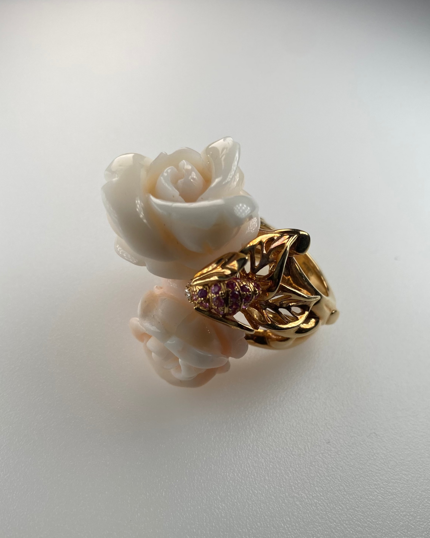 DIOR ROSE PRÉ CATELAN PINK CORAL, SAPPHIRE & DIAMOND RING, 2000s